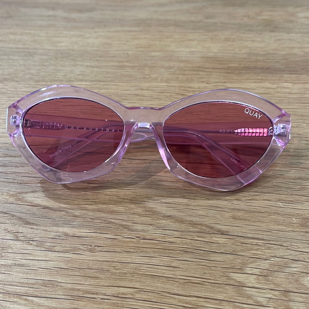 Quay Australia Kylie Jenner Collab Light Pink Acetate Frames.